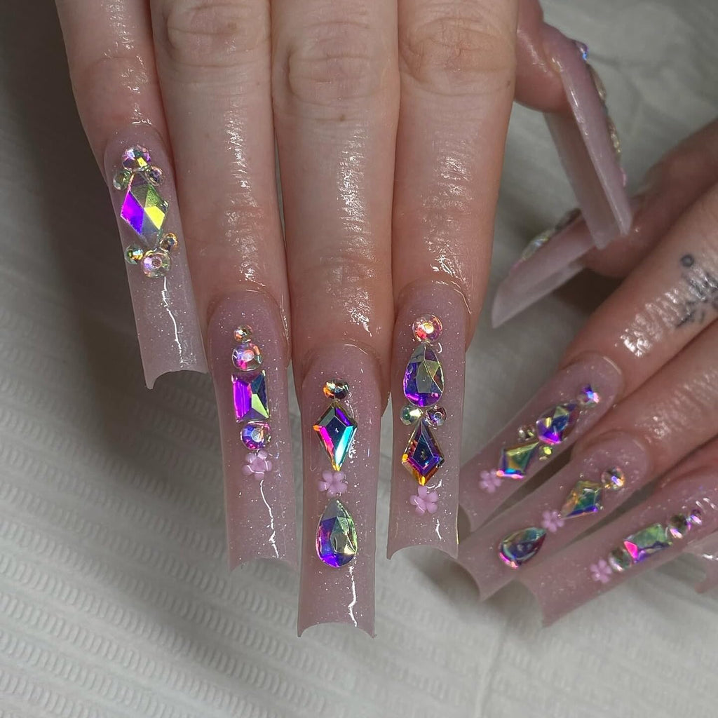 (5 diff packs ) 12 Types of 600  Diamonds + 2500 Flat Rhinestones Mix 20 Styles Flatback Stones Set + Tweezers + Drill Pen